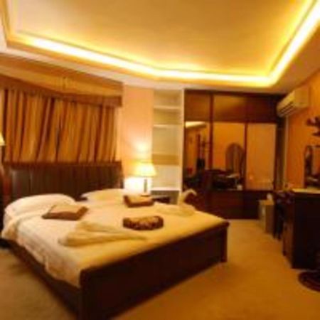 7 Wonders Hotel Wadi Musa Bagian luar foto