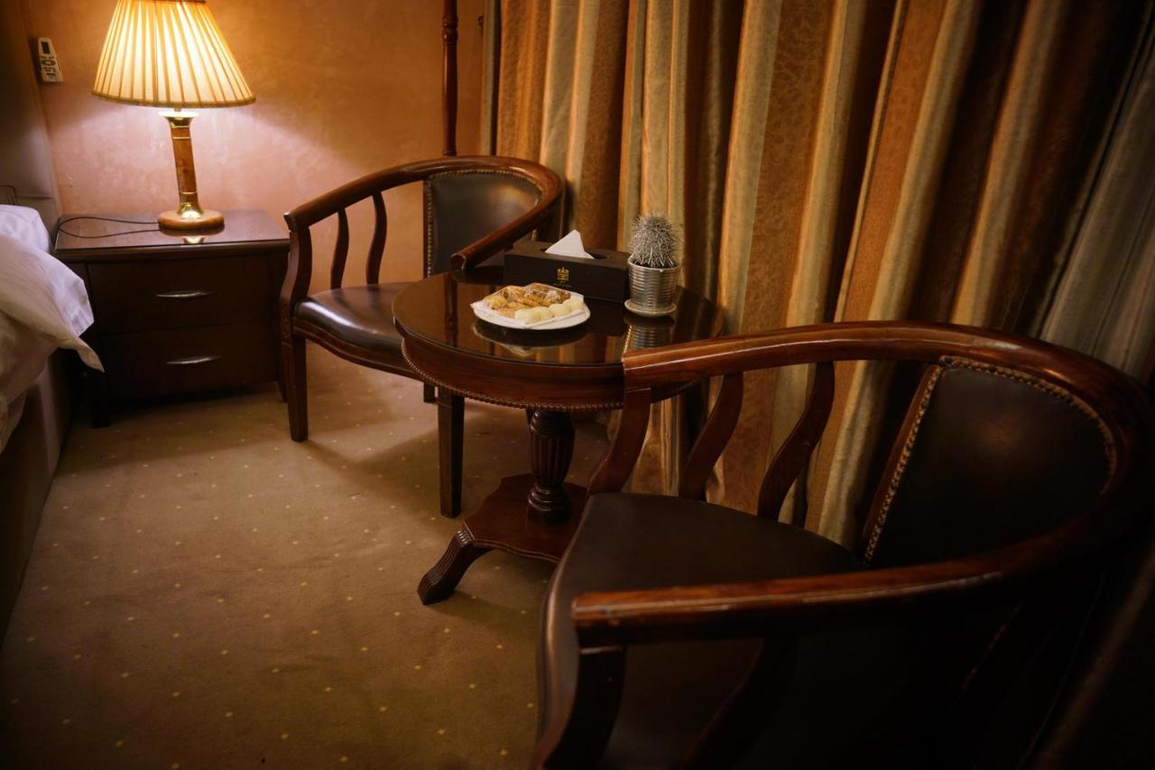 7 Wonders Hotel Wadi Musa Bagian luar foto