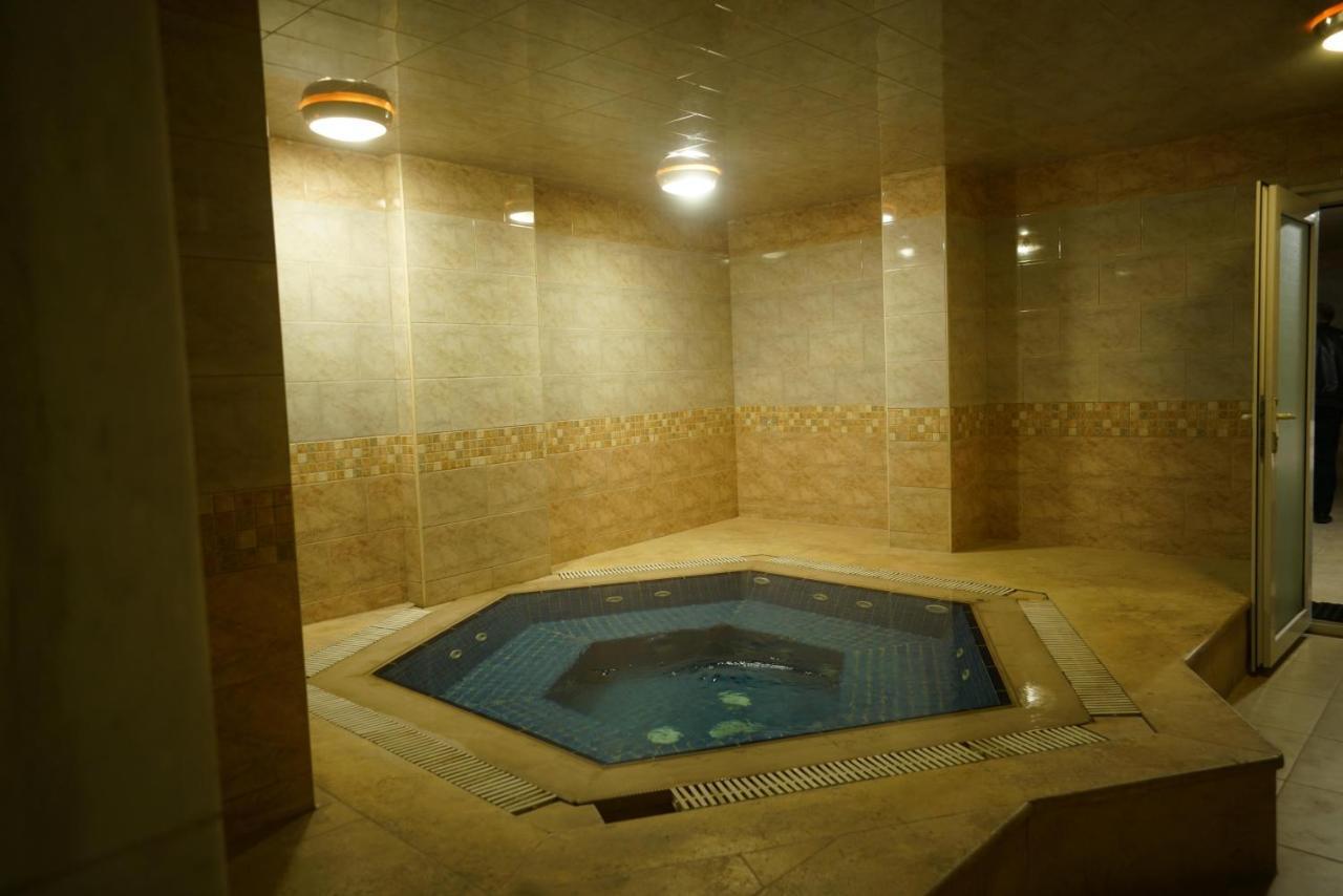7 Wonders Hotel Wadi Musa Bagian luar foto
