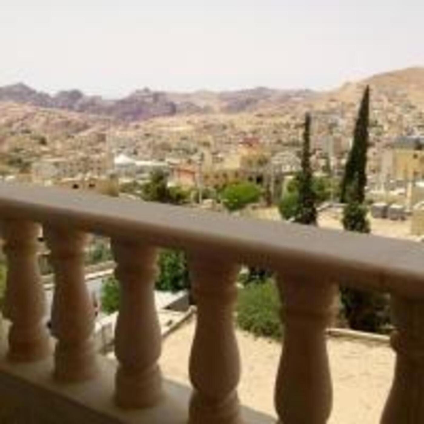 7 Wonders Hotel Wadi Musa Bagian luar foto
